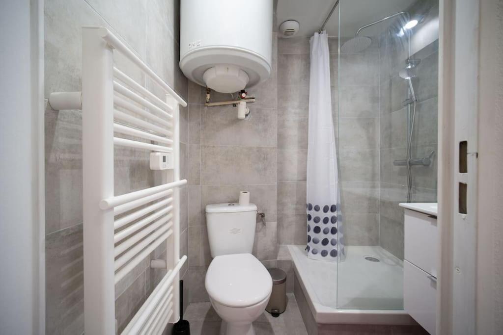 Fully Equipped Apartment 2 To 4 People St Charles Marseille Exteriör bild