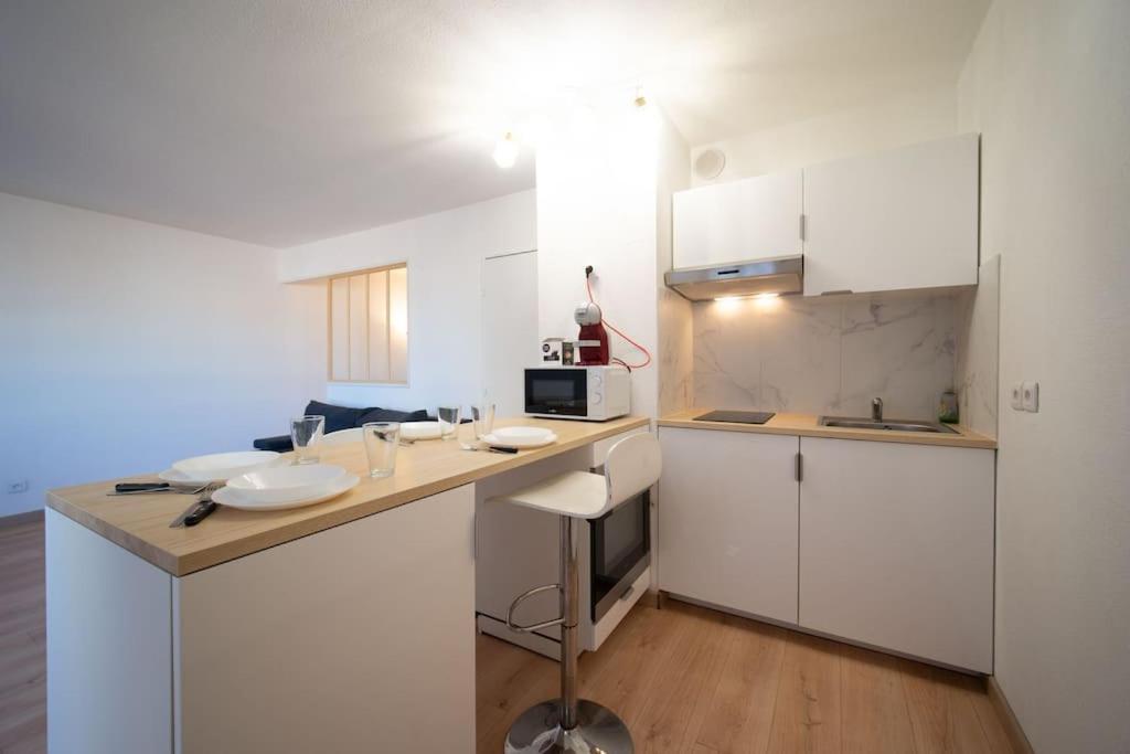 Fully Equipped Apartment 2 To 4 People St Charles Marseille Exteriör bild